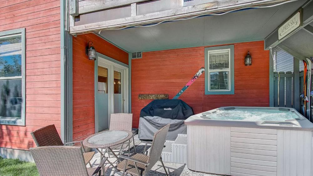 Hot Tub Walk to Main Street Town Ski Lift Park Ave Getaway by AvantStay